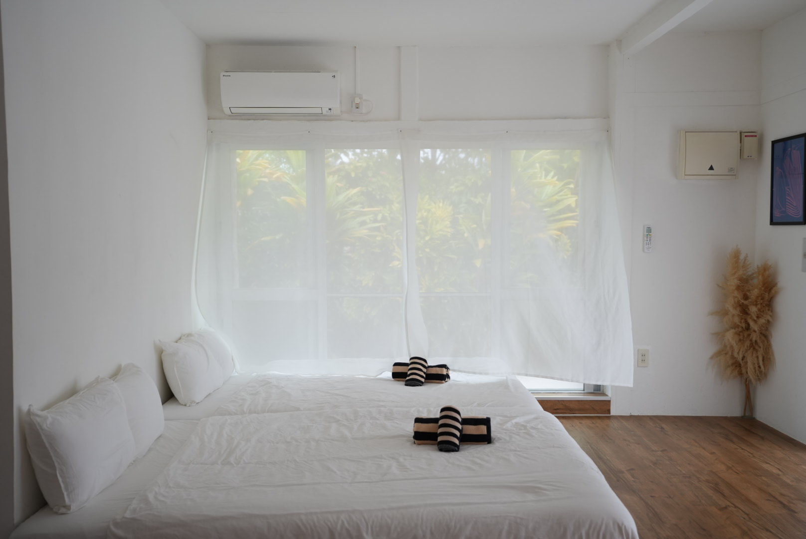 pono 118 bedroom