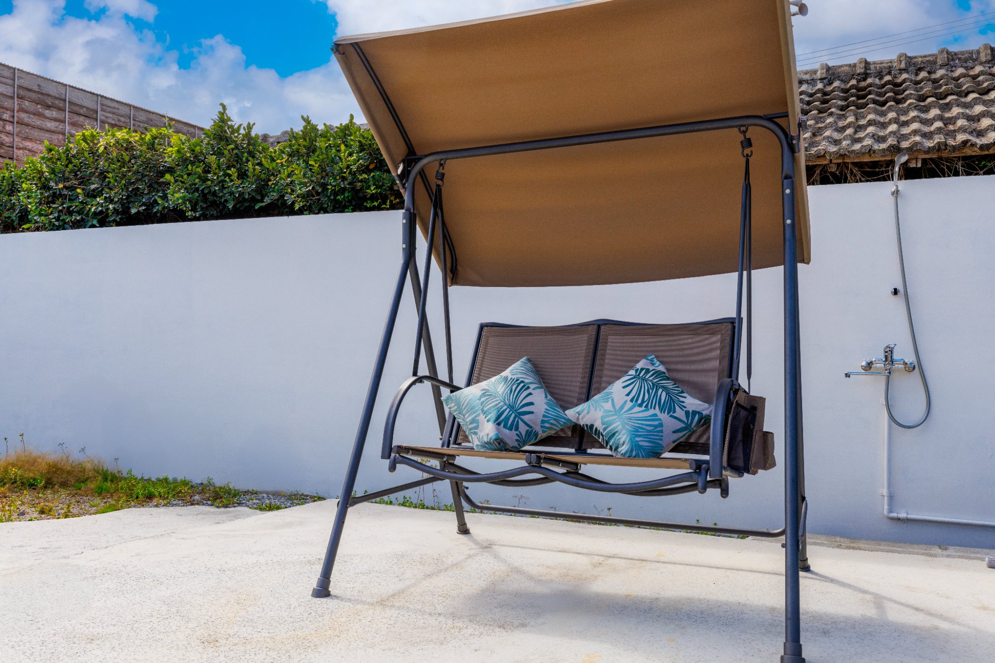 pono 118 private garden chairs